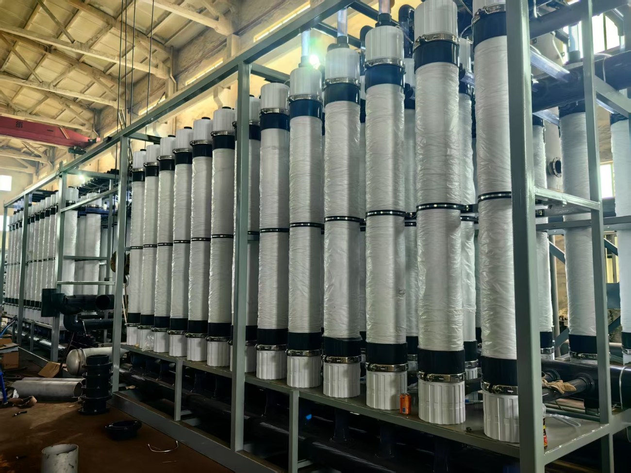 External pressure ultrafiltration membrane